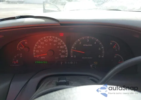 2000 Ford F-150 Lariat/Work Series/Xl/Xlt from USA, damaged, VIN 1FTRX18LXYNB45746